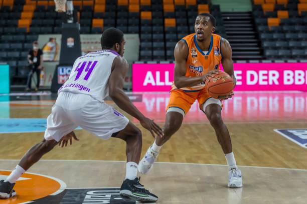 亿英镑的转 亿英镑的转