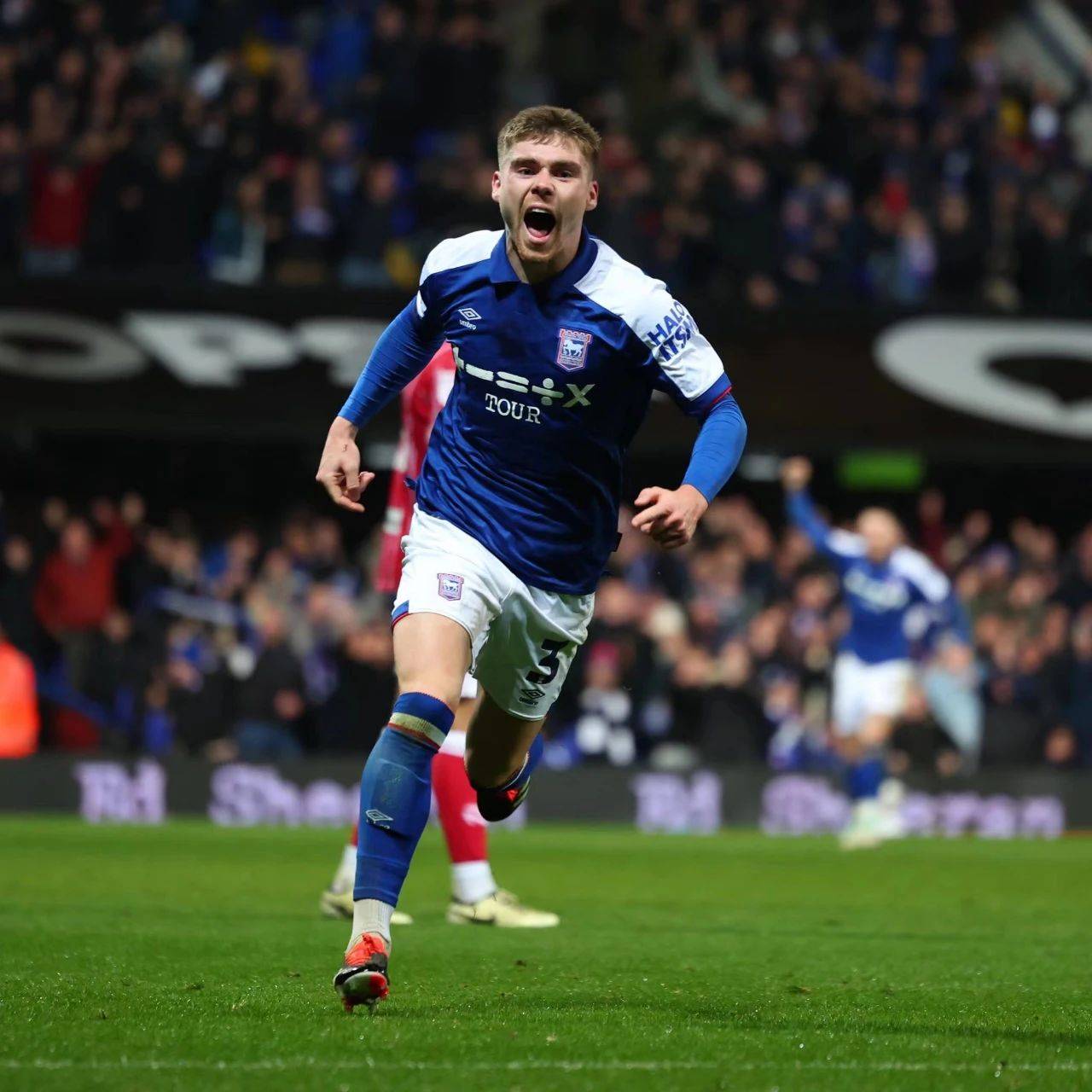 而像杨瀚森 而像杨瀚森