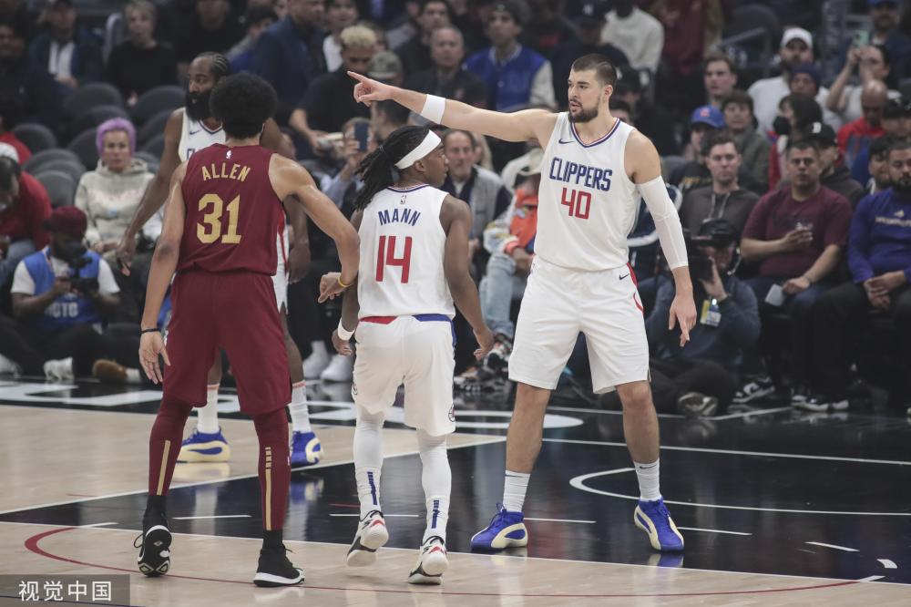 拉涅利凭借 拉涅利凭借