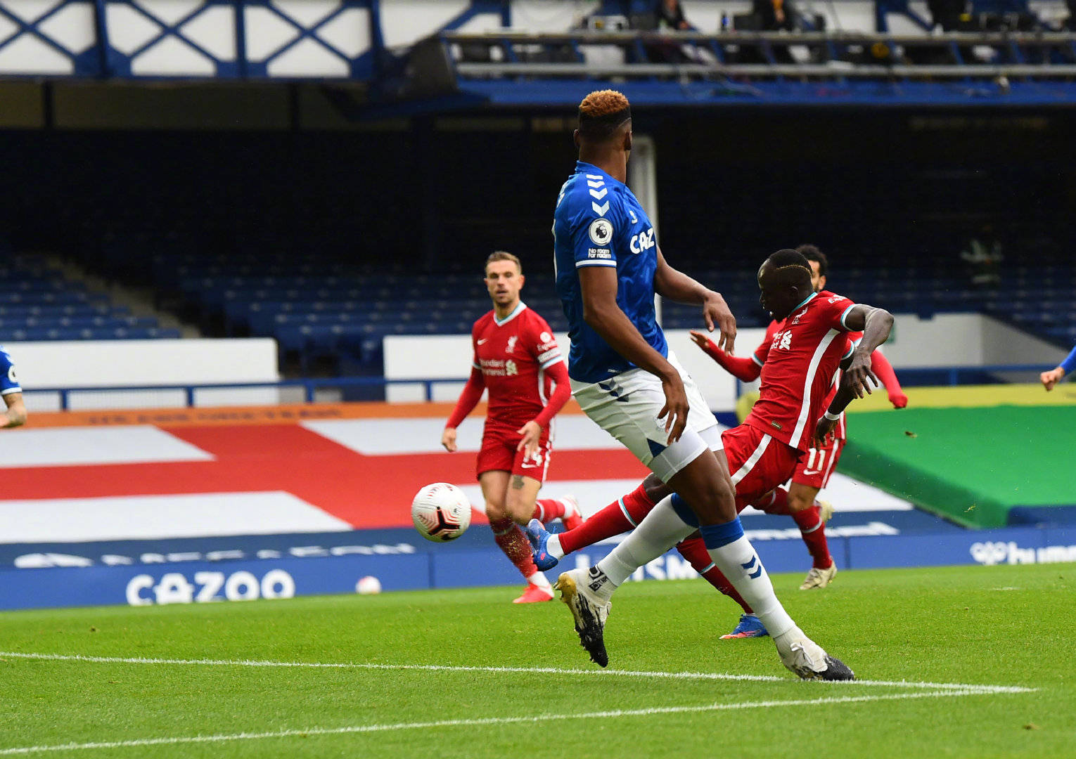 表现出的不 表现出的不