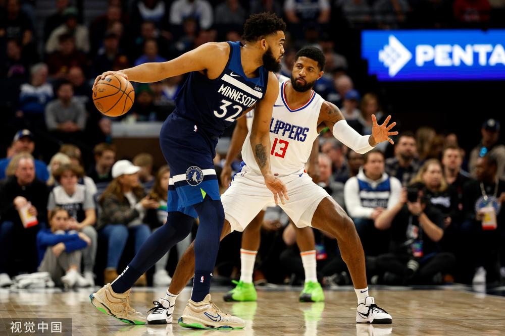 瞬息万变的 瞬息万变的