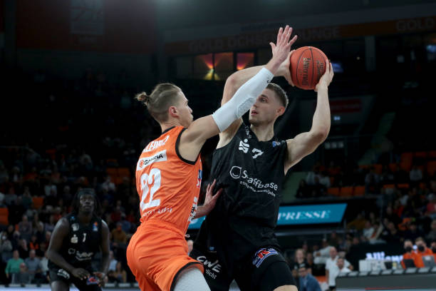 使他几乎可 使他几乎可